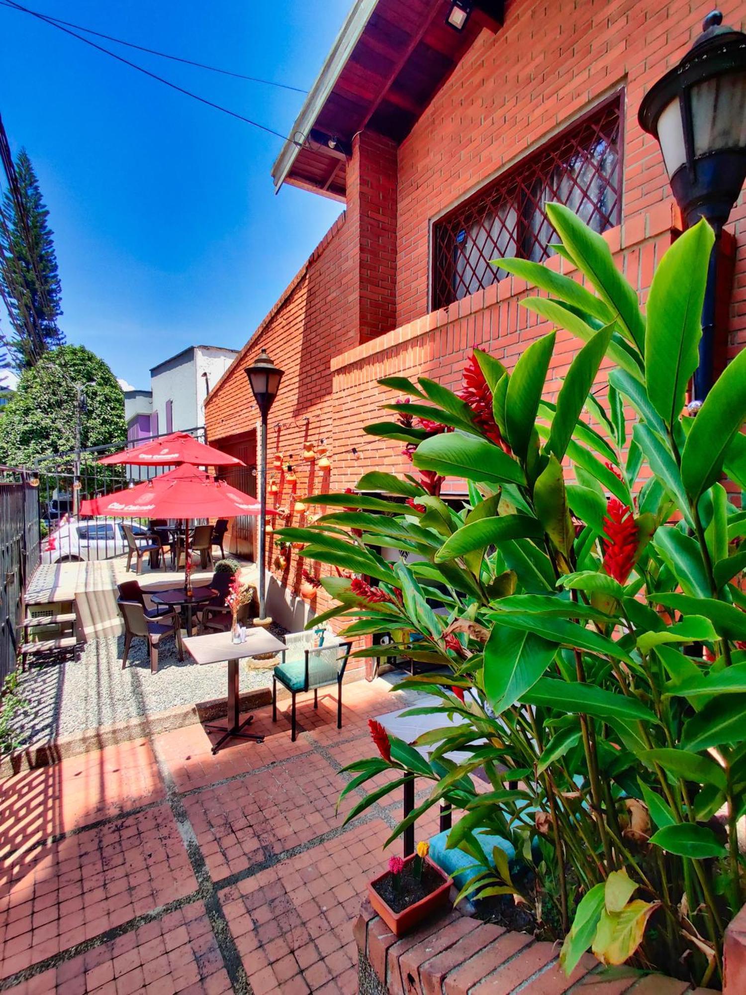 Guest house Lady Mom Medellin